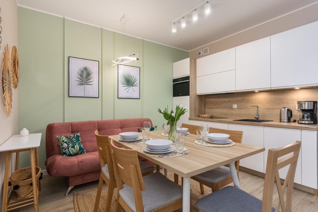 Luxurious Apartment Nadmorskie Tarasy Kolobrzeg By Renters Prestige Extérieur photo