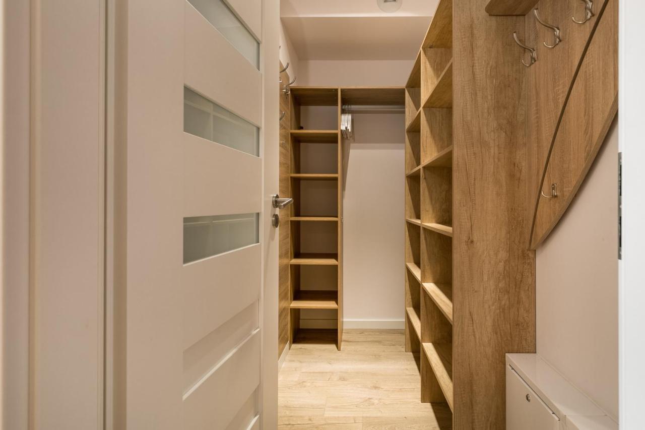 Luxurious Apartment Nadmorskie Tarasy Kolobrzeg By Renters Prestige Extérieur photo