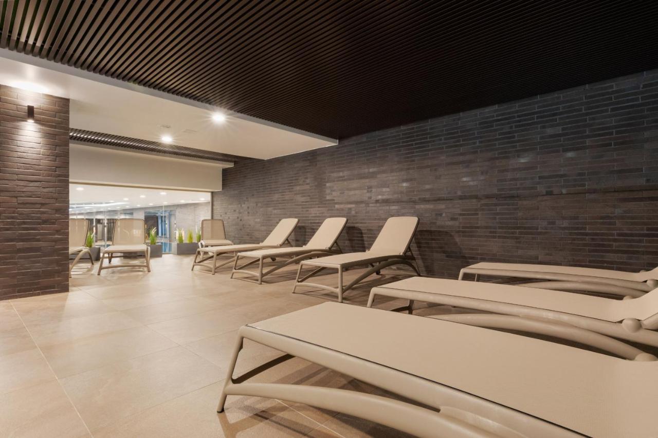 Luxurious Apartment Nadmorskie Tarasy Kolobrzeg By Renters Prestige Extérieur photo